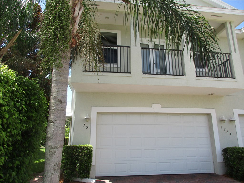 1885 Bridgepointe Circle, Vero Beach, FL 32967