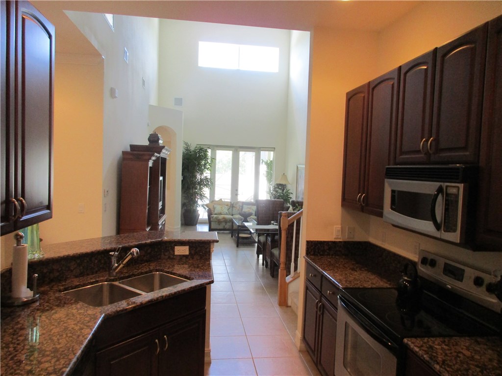 1885 Bridgepointe Circle, Vero Beach, FL 32967