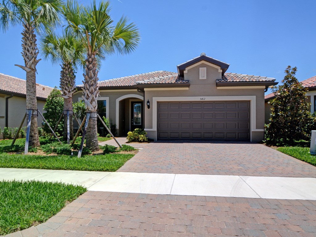 5412 Antigua Circle, Vero Beach, FL 32967