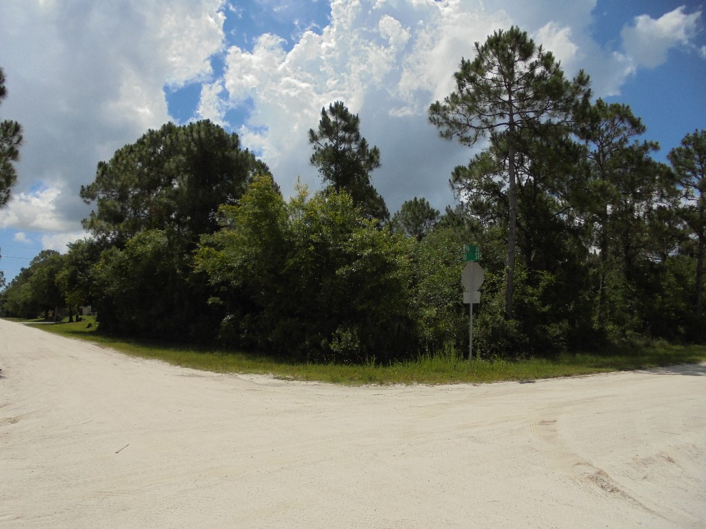 9595 81st St, Vero Beach, FL 32967