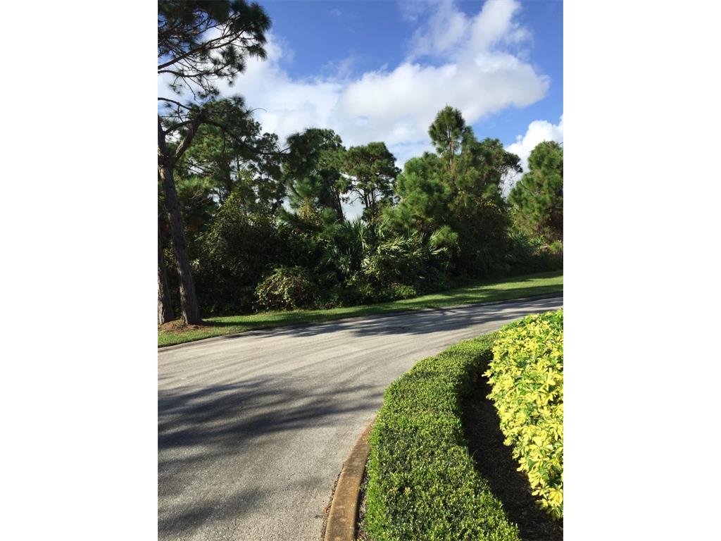 6615 49th Court, Vero Beach, FL 32967