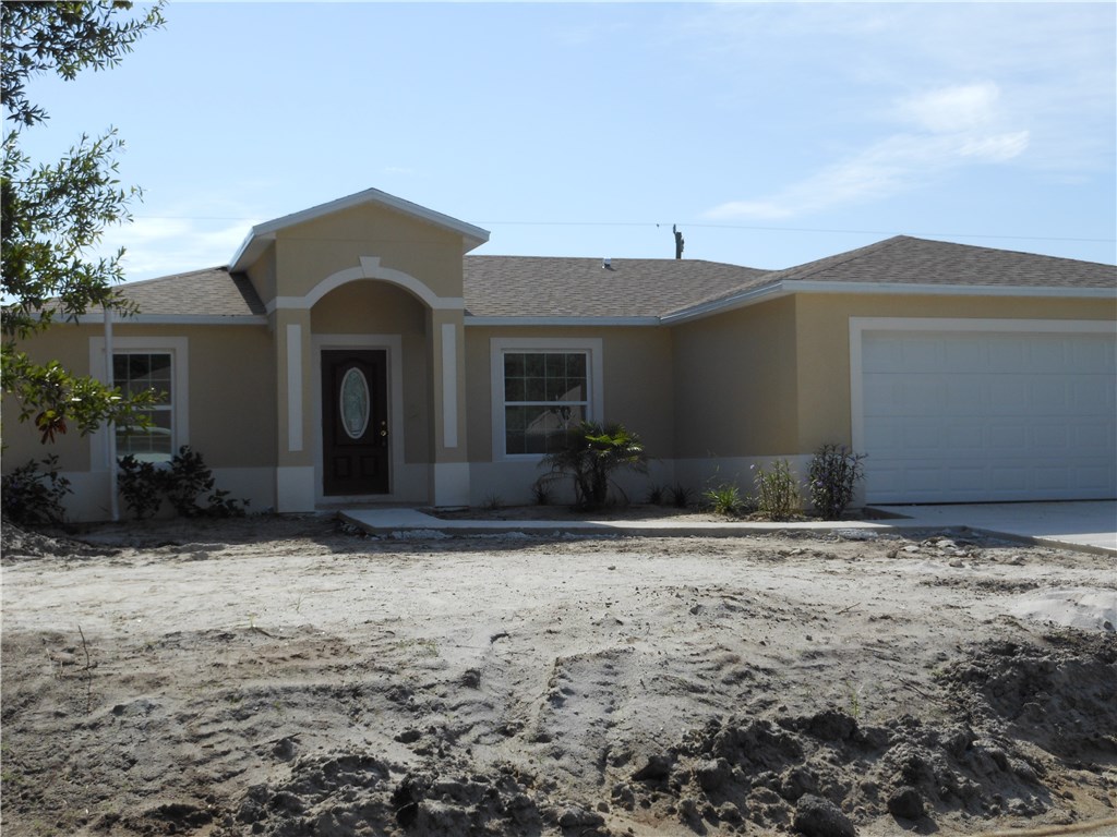 8446 103 Ct, Vero Beach, FL 32967