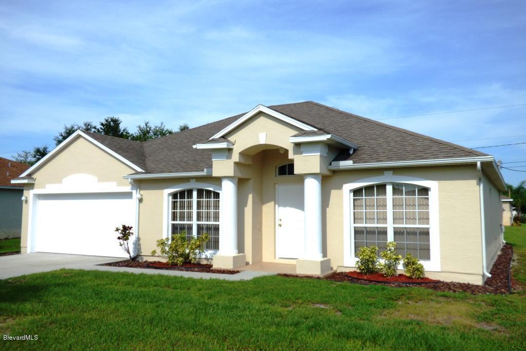 8355 103rd Court, Vero Beach, FL 32967