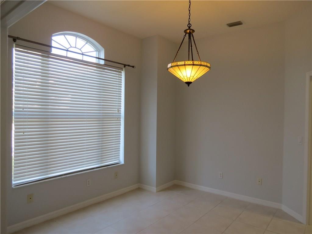 5083 4th Lane, Vero Beach, FL 32968