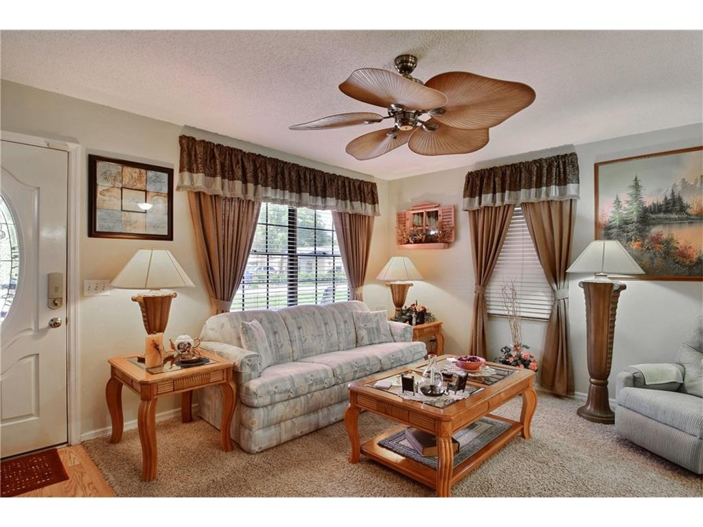 6046 7th St, Vero Beach, FL 32968