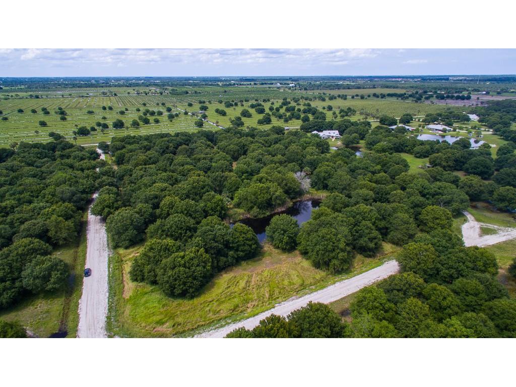 2130 69th Court SW, Vero Beach, FL 32968