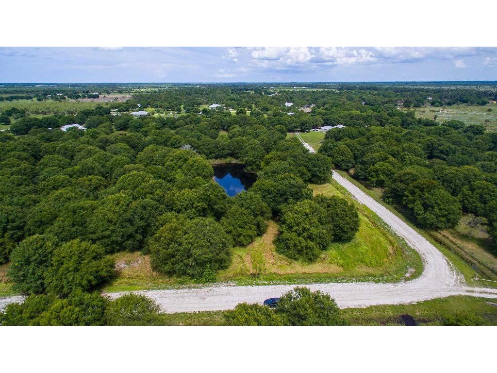 2130 69th Court SW, Vero Beach, FL 32968