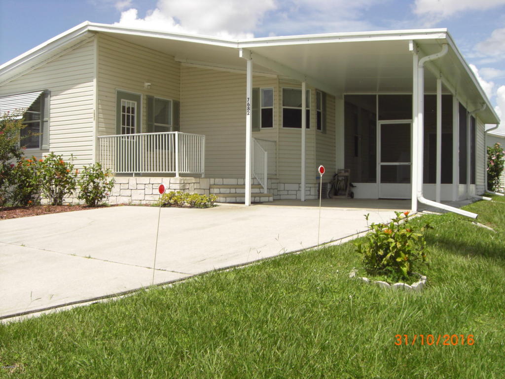 7682 Fox Hunter Circle, Micco, FL 32976