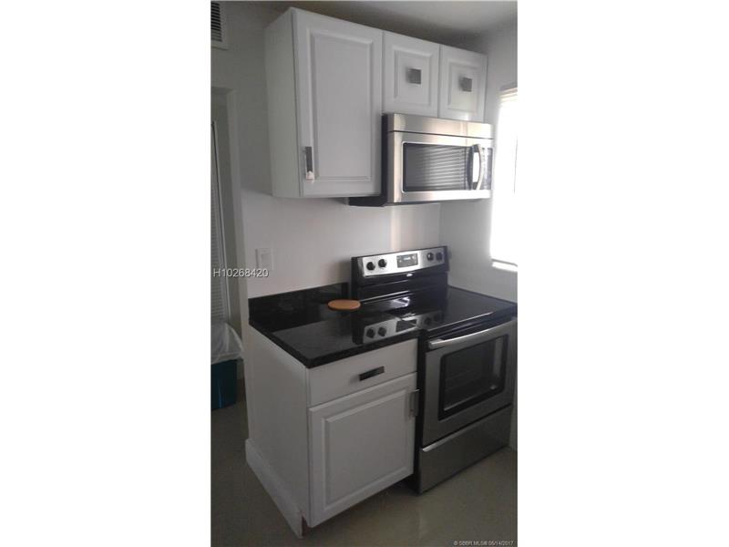2500 SW 81st Av, Davie, FL 33