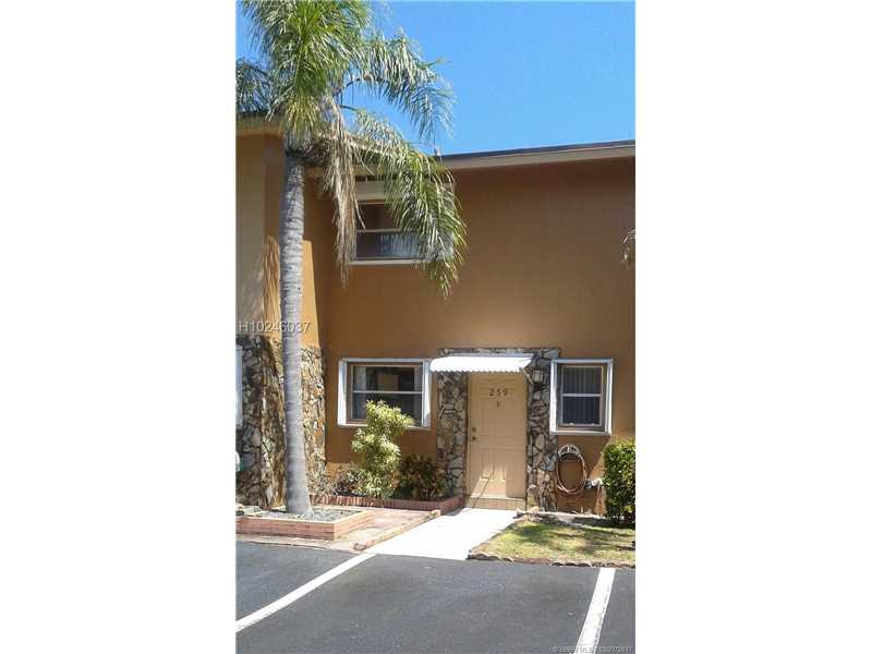 450 Southeast 7th st, Dania Beach, FL 33004