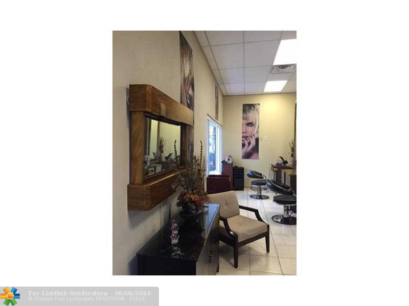 233 N FEDERAL HWY, Dania, FL 33004