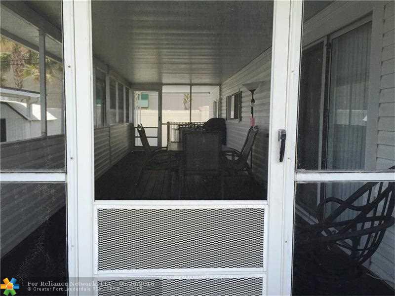 264 Jamaica Dr, Dania, FL 33004