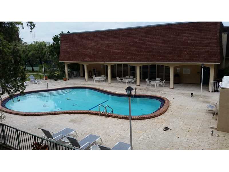 500 Northeast 2nd St, Dania Beach, FL 33004