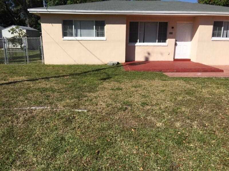 312 Southwest 2nd Ter, Hallandale, FL 33009