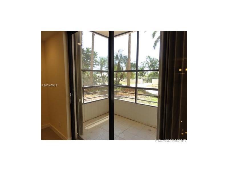 600Three Islands Blvd, Hallandale, FL 33009