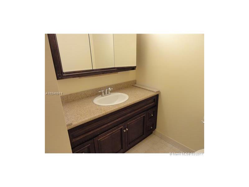 600Three Islands Blvd, Hallandale, FL 33009