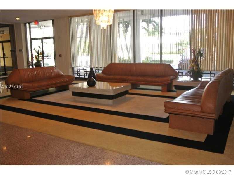 137GOLDEN ISLES DR, Hallandale, FL 33009