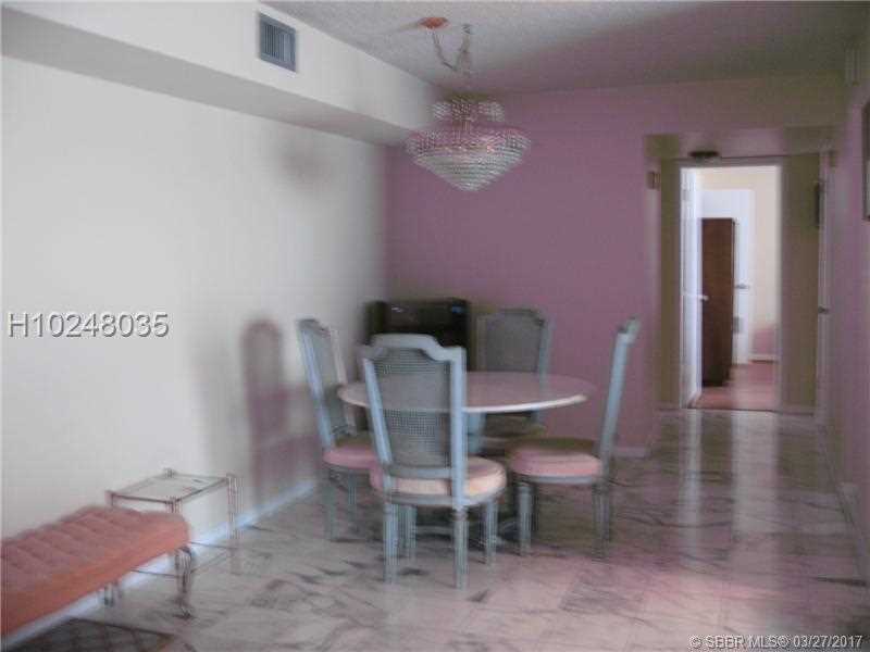 137GOLDEN ISLES DR, Hallandale, FL 33009