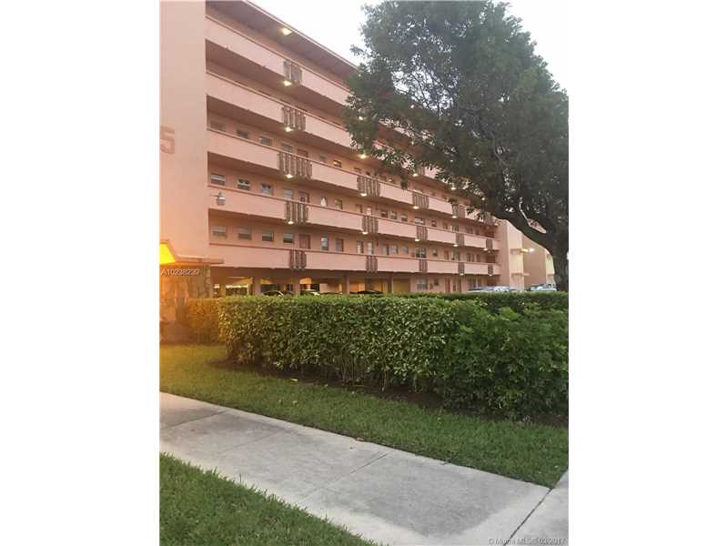 1425Atlantic Shores Blvd, Hallandale, FL 33009