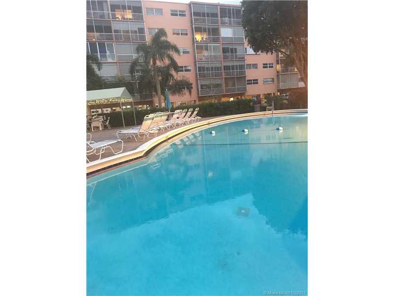 1425Atlantic Shores Blvd, Hallandale, FL 33009