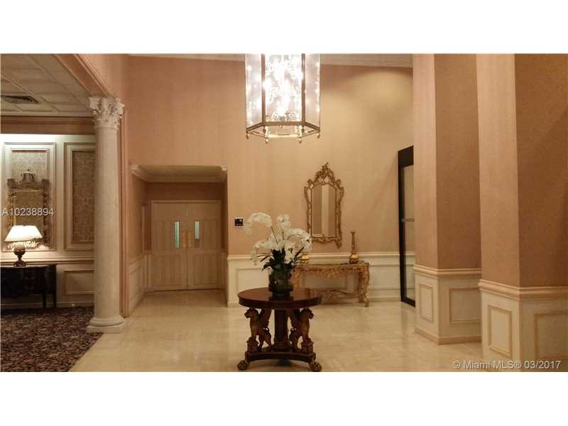 2500PARKVIEW DR, Hallandale, FL 33009