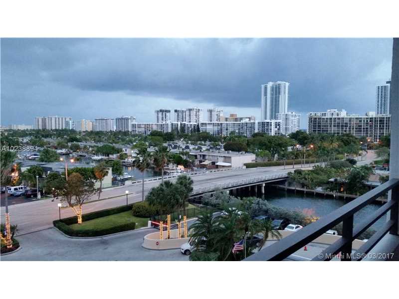 2500PARKVIEW DR, Hallandale, FL 33009