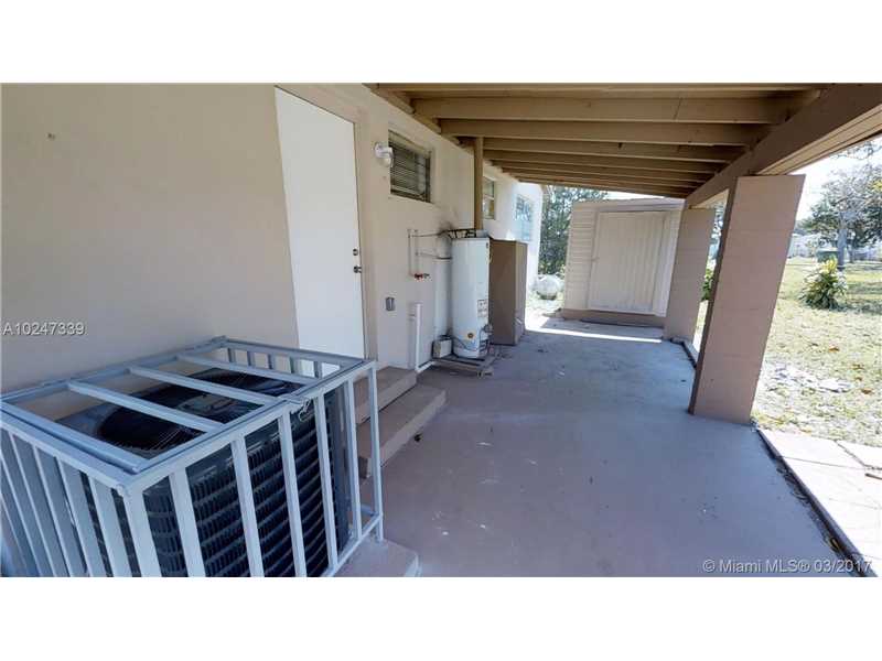 409 Northwest 5th Ter, Hallandale, FL 33009