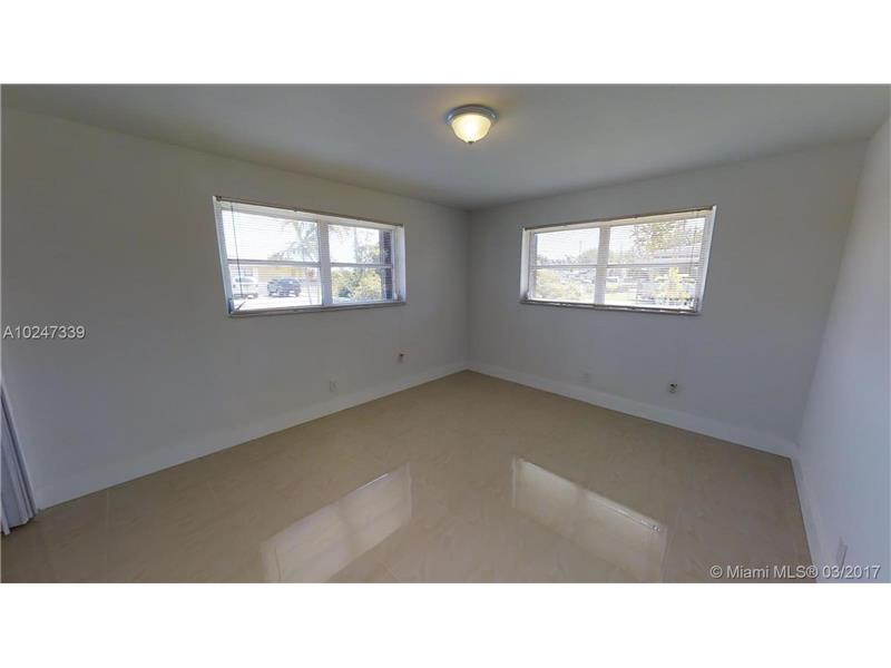 409 Northwest 5th Ter, Hallandale, FL 33009