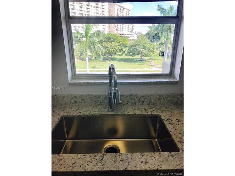 300Layne Blvd, Hallandale, FL 33009