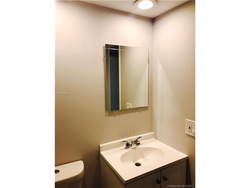 300Layne Blvd, Hallandale, FL 33009