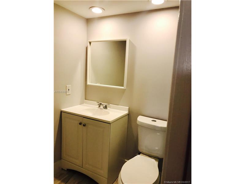 300Layne Blvd, Hallandale, FL 33009