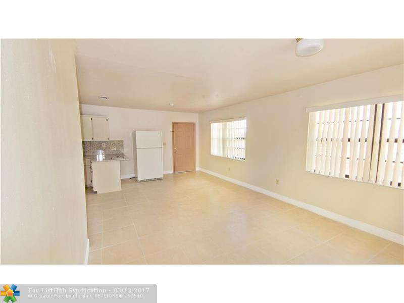 1017 SW 8th St, Hallandale, FL 33009