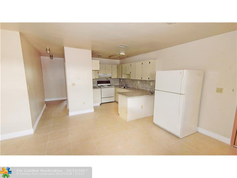 1017 SW 8th St, Hallandale, FL 33009