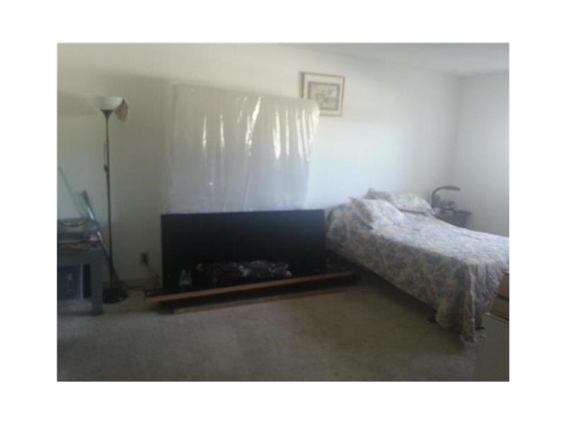 701 NE 1st Ct 209, Hallandale, FL 33009