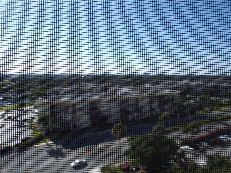 500Three Islands Blvd, Hallandale, FL 33009
