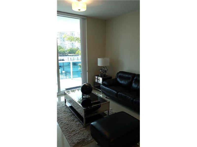 1945 S Ocean Dr M8, Hallandale, FL 33009
