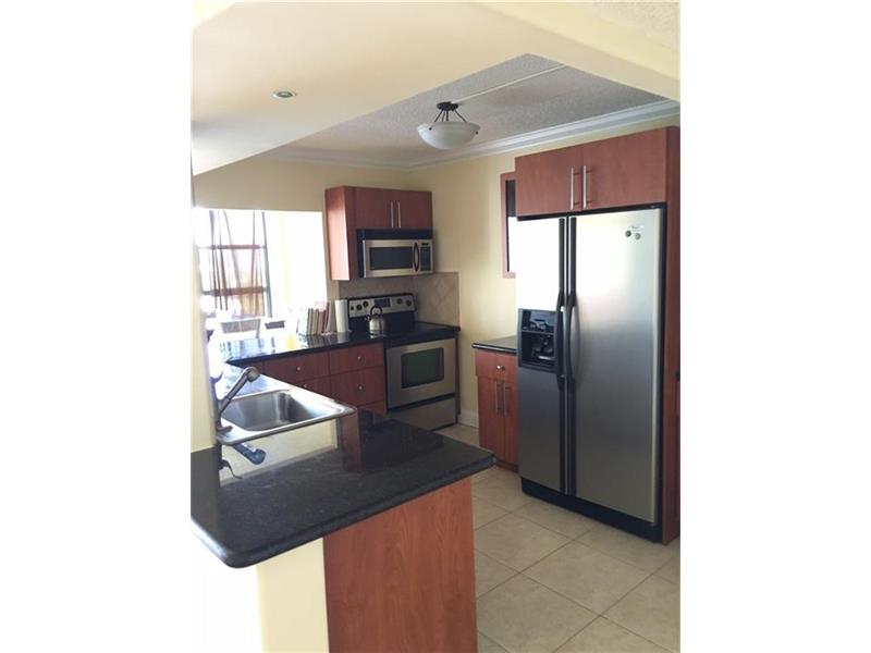200Leslie Dr, Hallandale, FL 33009