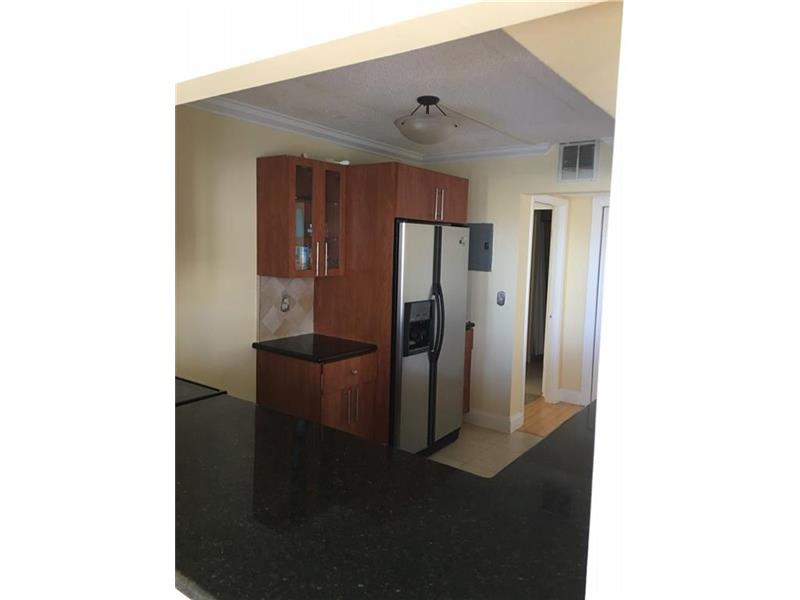 200Leslie Dr, Hallandale, FL 33009