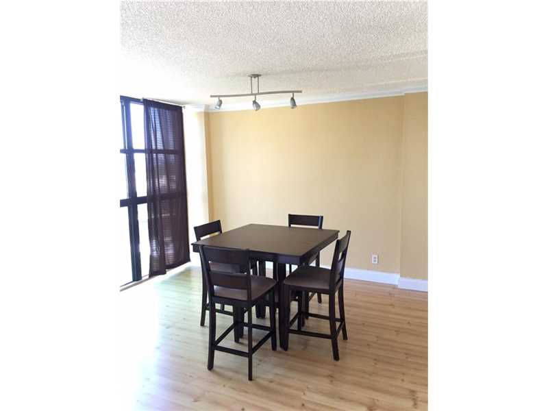 200Leslie Dr, Hallandale, FL 33009