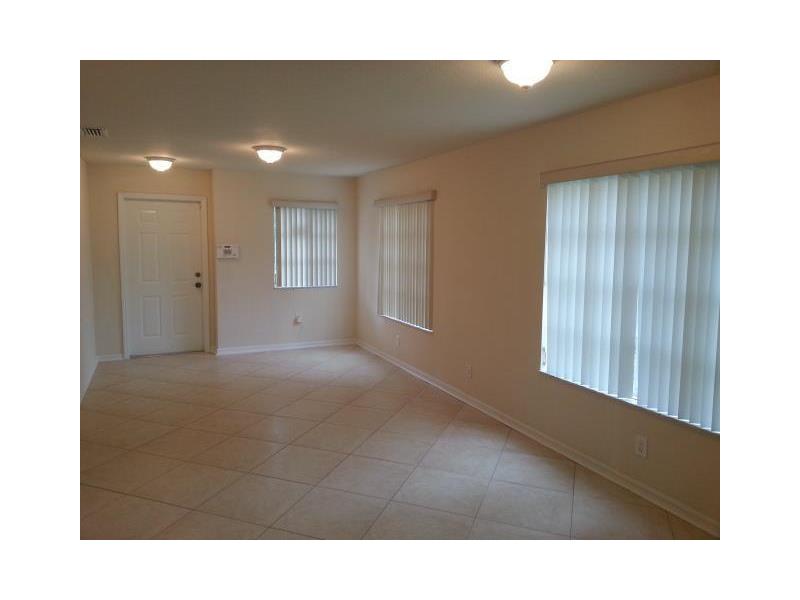 723 Southwest 6th St, Hallandale, FL 33009