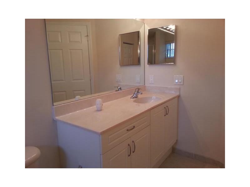 723 Southwest 6th St, Hallandale, FL 33009