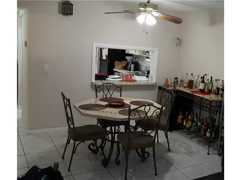 215 Southeast 3rd Ave, Hallandale, FL 33009