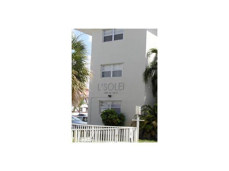 1100 Northeast 1st Ct, Hallandale, FL 33009