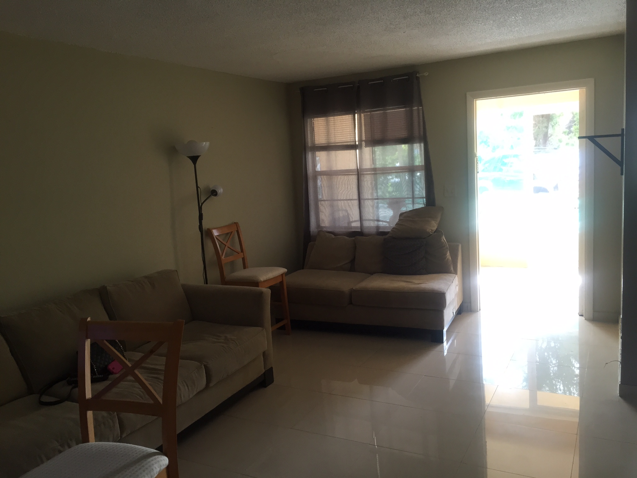 809 SE 2ND AVE, Hallandale, FL 33009