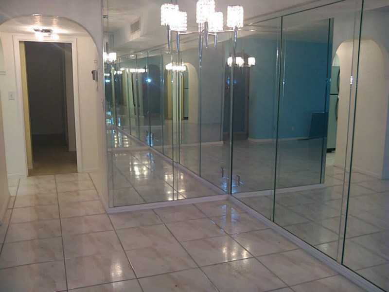 701Three Islands Blvd, Hallandale, FL 33009