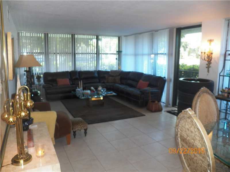 800Parkview, Hallandale, FL 33009