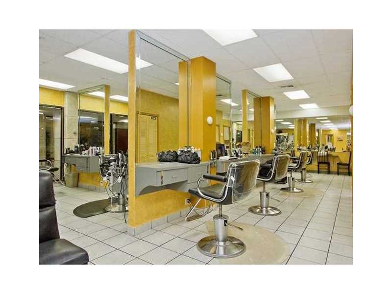 1950 South Ocean Dr, Hallandale, FL 33009