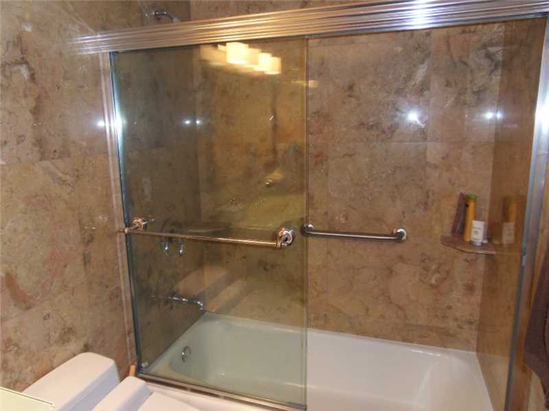 3140 South Ocean Dr, Hallandale, FL 33009