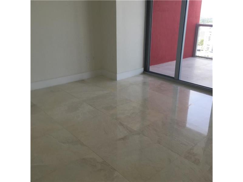 2600 East Hallandale Beach Blv, Hallandale, FL 33009