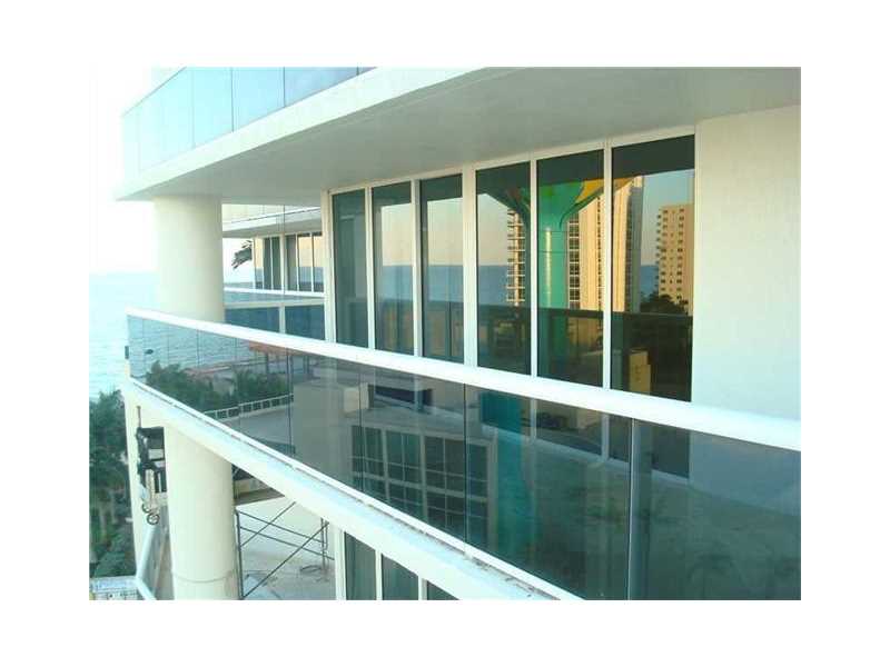 1800 South Ocean Dr, Hallandale, FL 33009